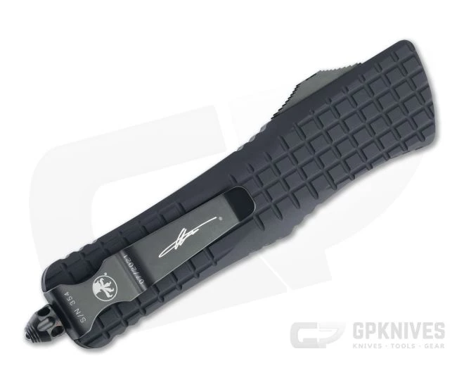 Microtech Combat Troodon Delta Signature Fluted DLC Full Serrated Double Edge Black Frag OTF Automatic Knife 142-3CT-DS - Image 2