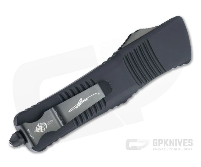Microtech Combat Troodon Hellhound Tanto Signature Blackout DLC OTF Automatic - Image 2